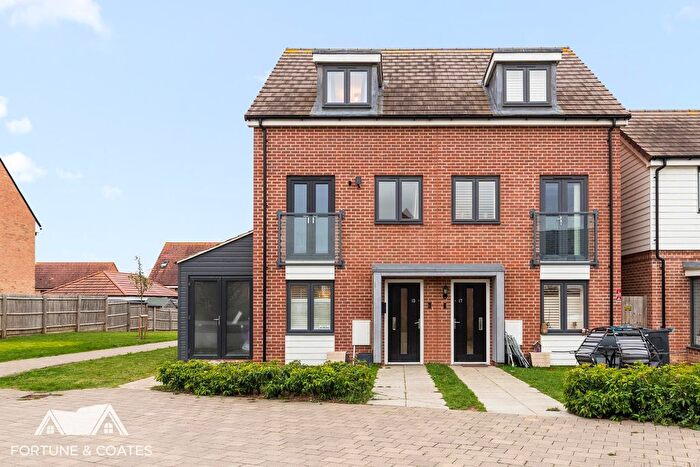 4 Bedroom Semi-detached House For Sale In Bird Cherry Lane, Harlow, CM17