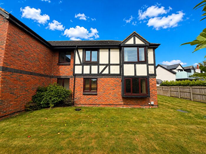 1 Bedroom Flat For Sale In Bankfield Court, Aintree Road, Thornton, FY5