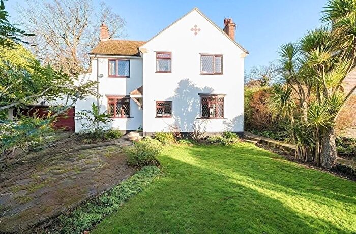 5 Bedroom Detached House For Sale In Heathfield, Chislehurst, Kent, BR7