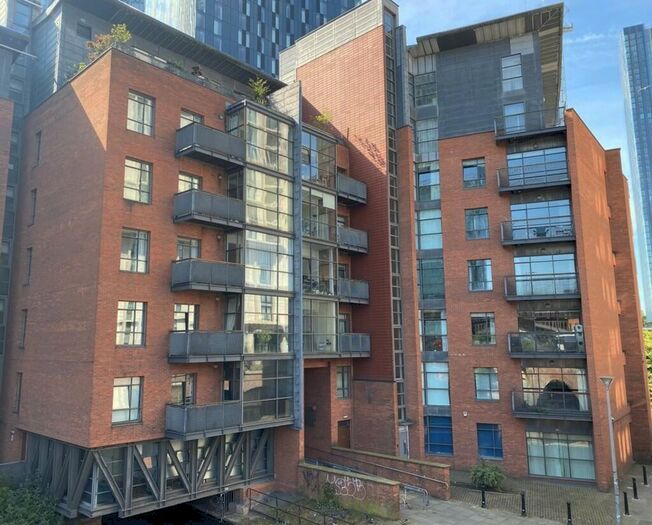 2 Bedroom Apartment To Rent In Deansgate Quay, Deansgate, M3