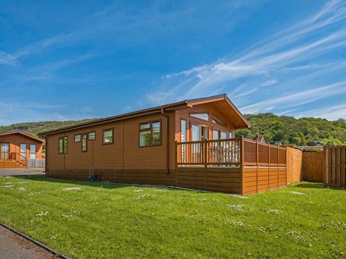 3 Bedroom Mobile/park Home For Sale In Longmead Country Escapes, Axbridge, Cheddar, Somerset, BS27