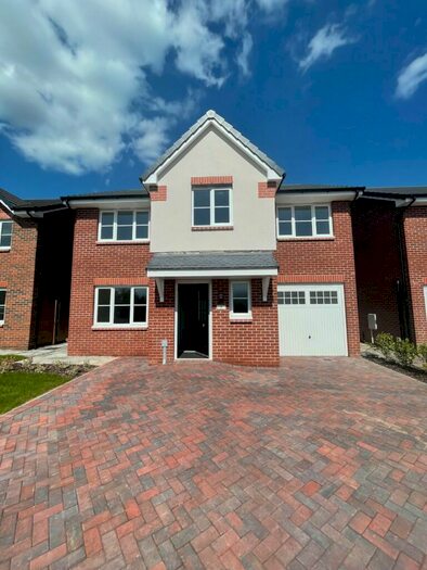 5 Bedroom Detached House To Rent In Chancel Drive, Warton, Preston, Lancashire, PR4