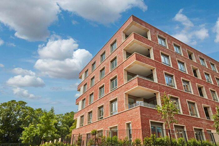 1 Bedroom Apartment For Sale In Grosvenor Road, St. Albans, AL1