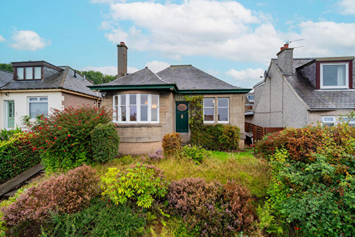 3 Bedroom Detached Bungalow For Sale In Paisley Crescent, Edinburgh, EH8