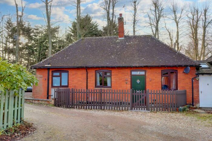 2 Bedroom Semi-Detached House For Sale In Cheveley Park, Cheveley, CB8