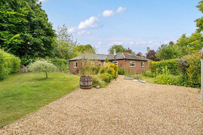 3 Bedroom Detached Bungalow For Sale In Hinton House Drive, Kings Worthy, SO23