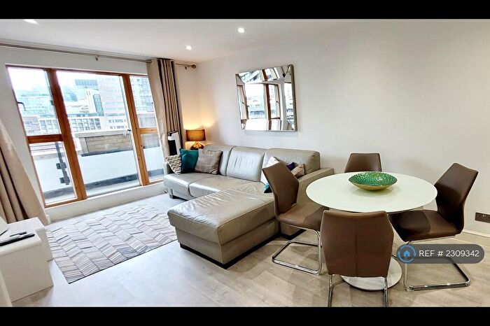 1 Bedroom Flat To Rent In Location Barbican Farringdon & St Paul's, Barbican, Farringdon Moorgate & St Paul's, EC1A
