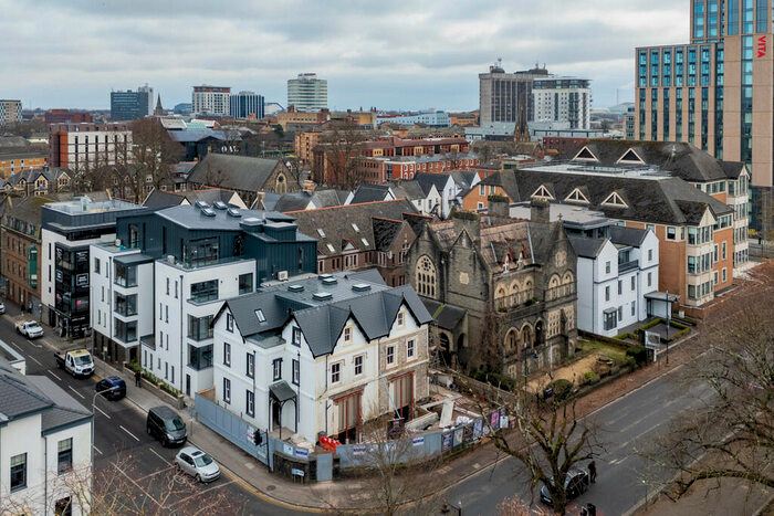 2 Bedroom Apartment For Sale In Museum View, Park Place, CF10