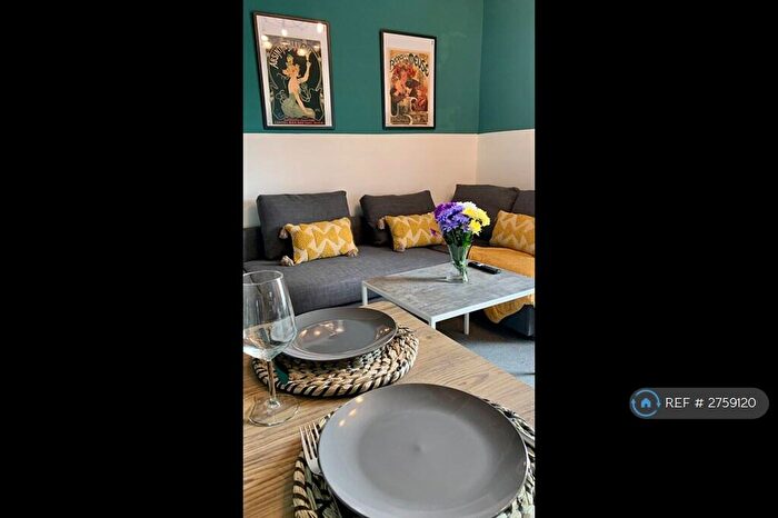 1 Bedroom Flat To Rent In Carr View Avenue, Doncaster, DN4