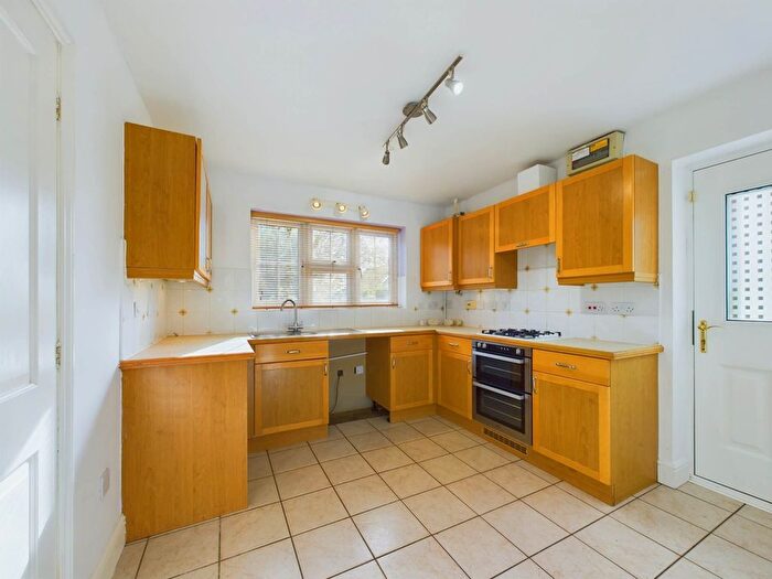 4 Bedroom Detached House For Sale In Church Farm Close, Bierton, Aylesbury, HP22