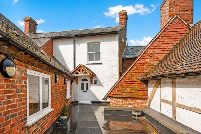 2 Bedroom Flat For Sale In Northanger House, Loes Alley, Alton, Hampshire, GU34
