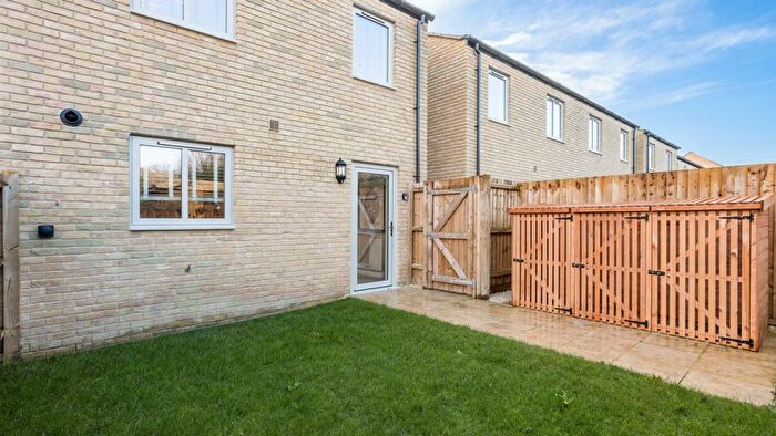 3 Bedroom Detached House For Sale In Beagle Road, Cambridge, CB3