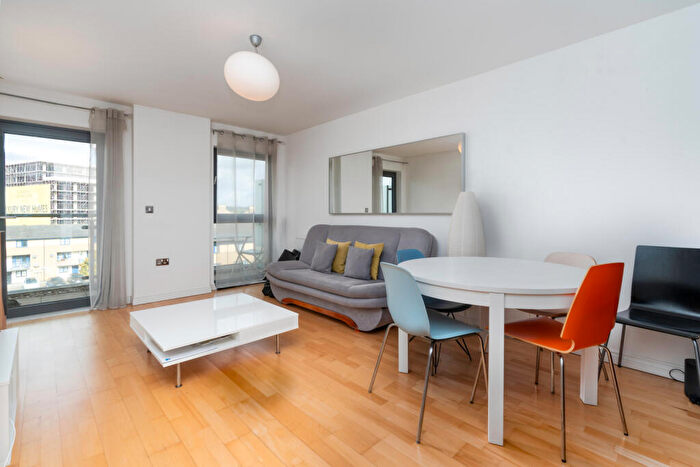 2 Bedroom Apartment To Rent In Oval Road, London, NW1