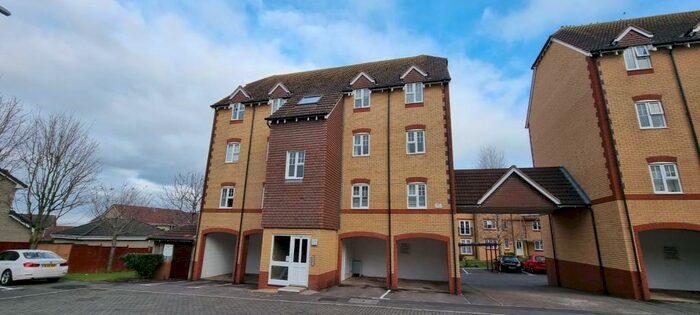 2 Bedroom Flat To Rent In Arthurs Close, Emersons Green, Bristol, BS16