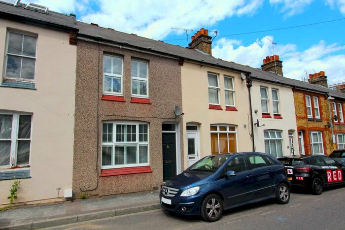 2 Bedroom Terraced House To Rent In Clarence Row, Gravesend, DA12