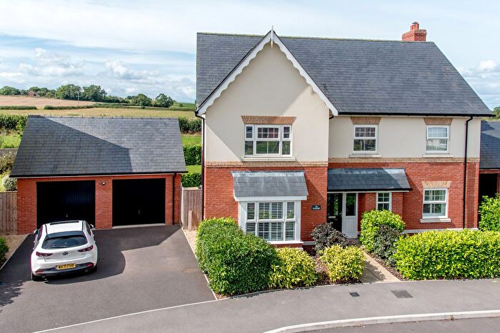 5 Bedroom Detached House For Sale In Lockyers Field, North Curry, Taunton, TA3
