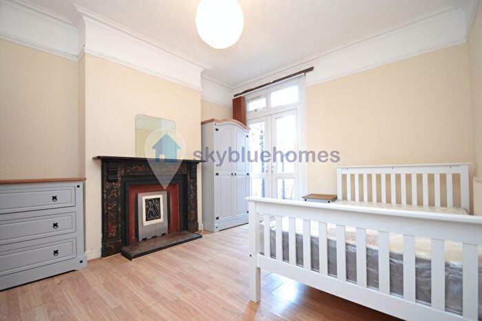 5 Bedroom Terraced House To Rent In Kimberley Road, Leicester, LE2