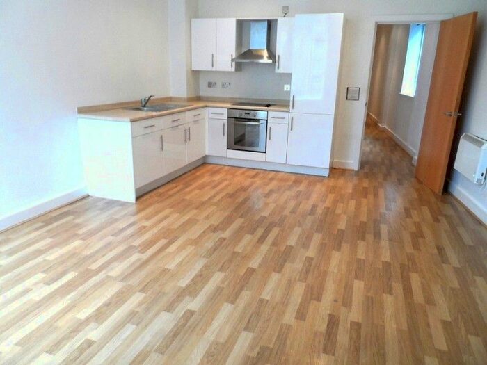 1 Bedroom Flat To Rent In Pugh Buildings, Cowell St, Llanelli., SA15