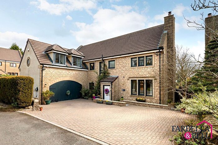 5 Bedroom Detached House For Sale In Fir Trees Grove, Higham, BB12