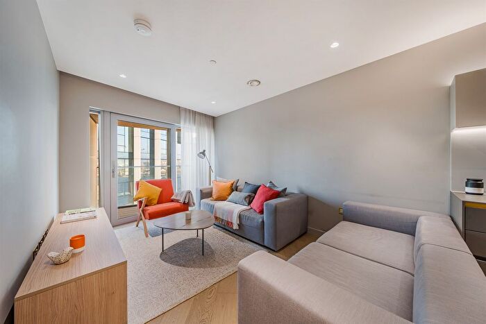 1 Bedroom Flat To Rent In No., Upper Riverside, Cutter Lane, Greenwich Peninsula, SE10