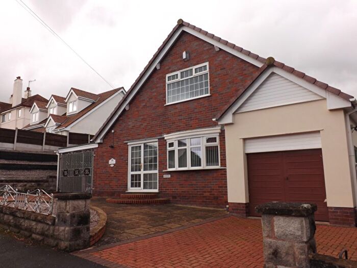 3 Bedroom Detached Bungalow To Rent In Aberconway Road, Prestatyn, LL19