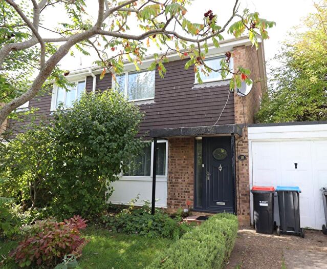 3 Bedroom Semi-Detached House To Rent In Byron Drive, MK16