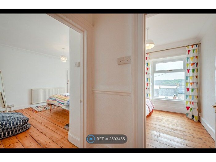 4 Bedroom Terraced House To Rent In High Terrace, New Quay, SA45
