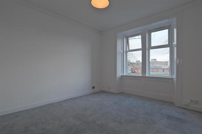 2 Bedroom Apartment To Rent In Cochran Street, Paisley, PA1
