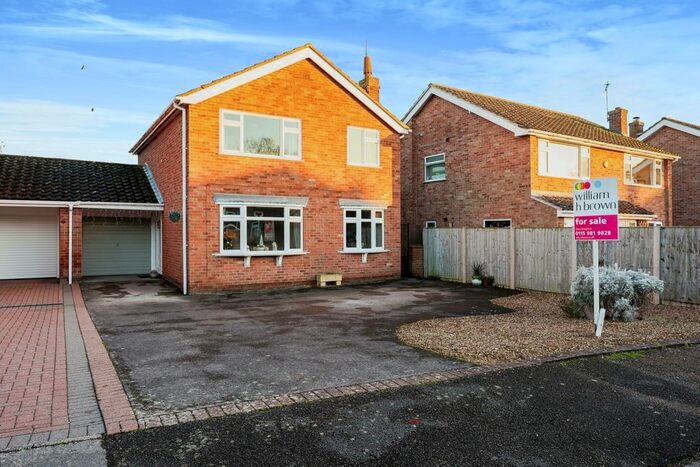 4 Bedroom Link Detached House For Sale In Park Road, Barnstone, Nottingham, NG13