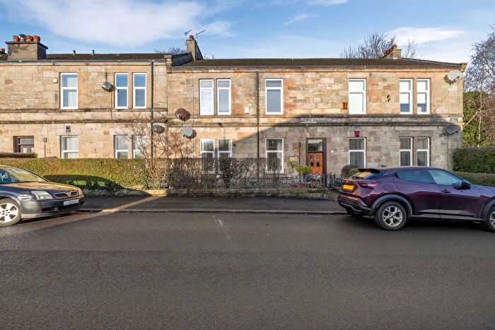 2 Bedroom Flat For Sale In Pinmore Street, Glasgow, G53