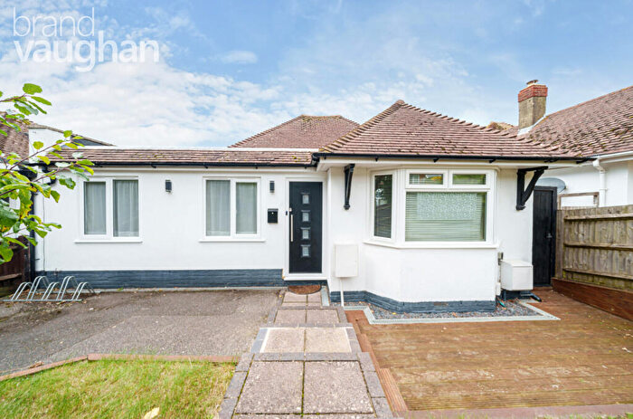 3 Bedroom Bungalow To Rent In Edward Avenue, Saltdean, Brighton, East Sussex, BN2