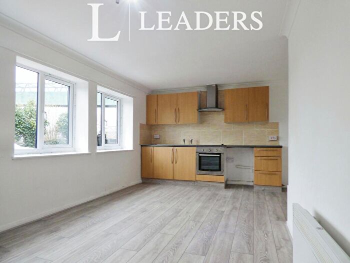 Studio To Rent In Gloucester Road, BN17