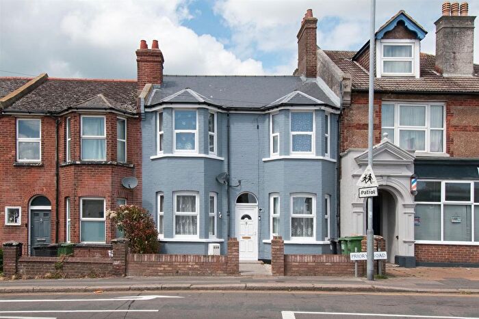 4 Bedroom Terraced House For Sale In Priory Road, Hastings, TN34