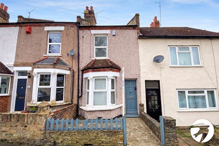2 Bedroom Terraced House For Sale In Kentish Road, Belvedere, DA17
