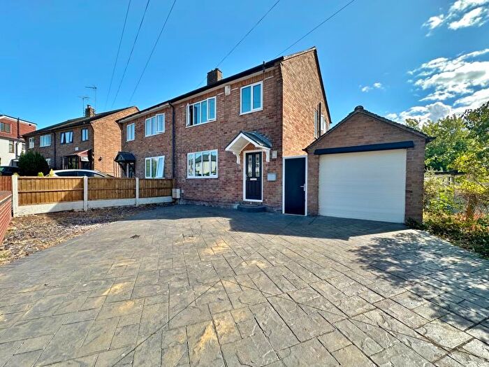 3 Bedroom Semi-Detached House For Sale In Bendee Road, Little Neston, Cheshire, CH64