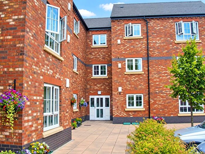 2 Bedroom Flat To Rent In Thomas Brassey Close, Chester, CH2