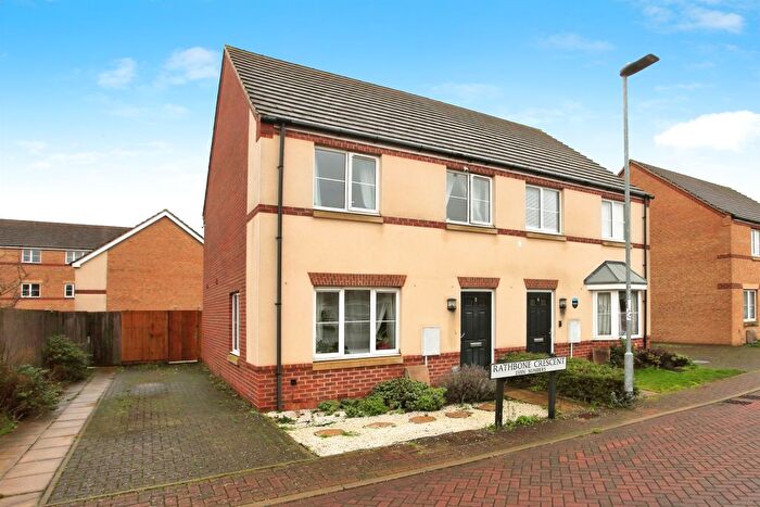 3 Bedroom Property For Sale In Rathbone Crescent, Peterborough, PE3