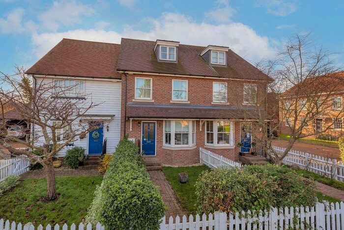 3 Bedroom Terraced House For Sale In Maidstone Road, Paddock Wood, Tonbridge, TN12