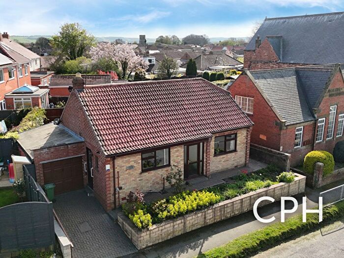 3 Bedroom Detached Bungalow For Sale In Eastgate, Seamer, YO12