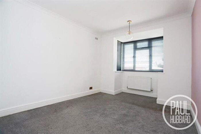 3 Bedroom Detached Bungalow For Sale In Stradbroke Road, Pakefield, NR33