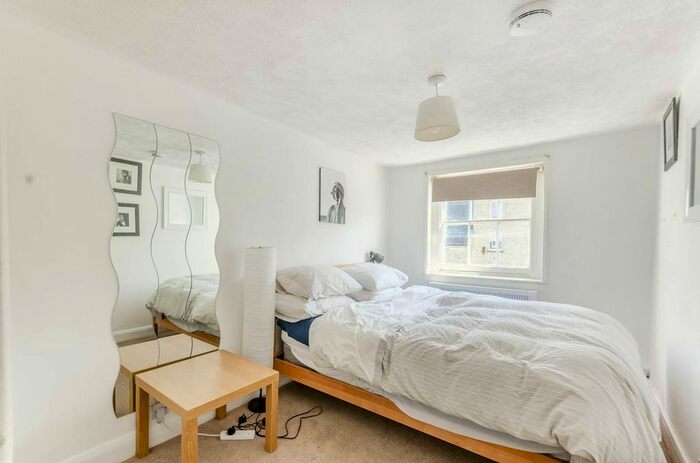 1 Bedroom Flat To Rent In Gloucester Place, Baker Street, London, NW1