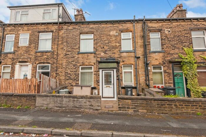 3 Bedroom House To Rent In Dunkirk Street, Halifax, HX1