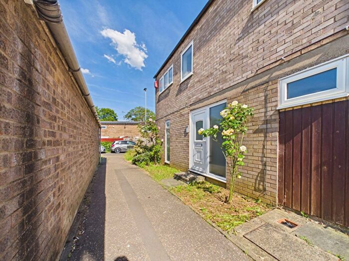 3 Bedroom End Terrace House For Sale In Odecroft, Peterborough., PE3