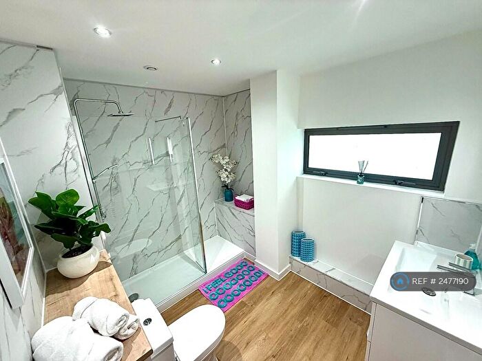 1 Bedroom Flat To Rent In Heron House, Bedford, MK40