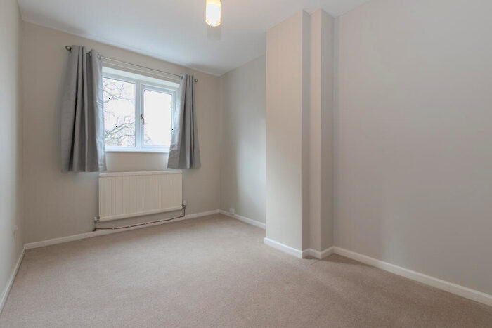 4 Bedroom Semi-Detached House To Rent In Cordrey Green, OX4