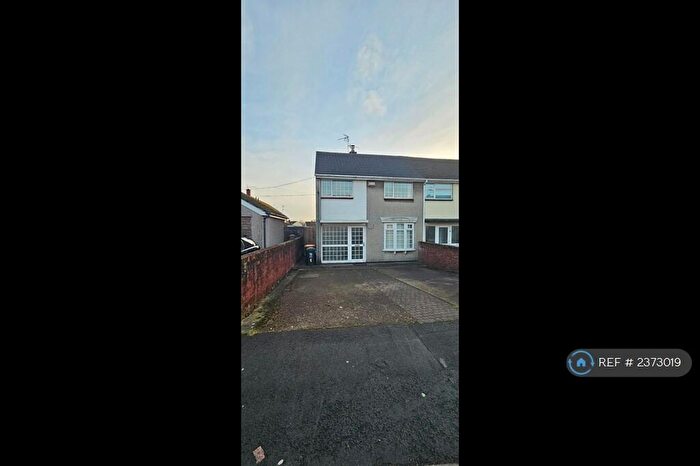 3 Bedroom End Of Terrace House To Rent In Welland Crescent, Newport, NP20