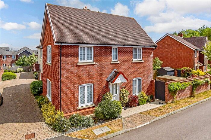 2 Bedroom Semi-detached House For Sale In Wheatfields, Aldington, Ashford, Kent, TN25