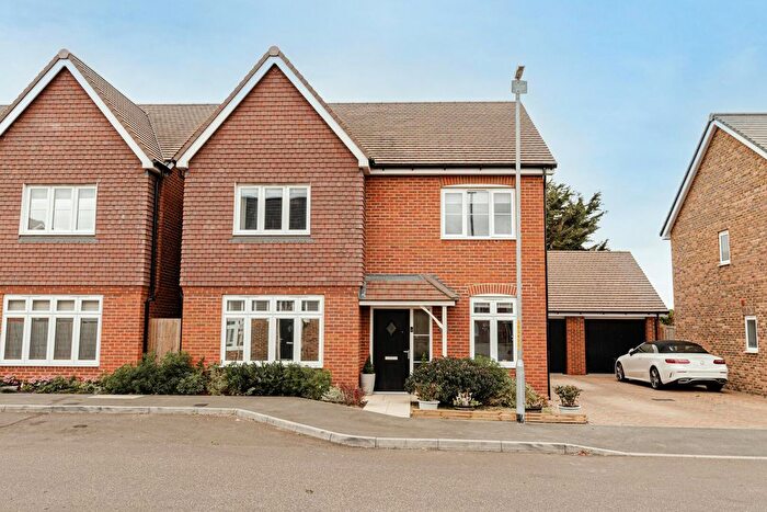4 Bedroom Detached House For Sale In Butterfield Way, Ash, Canterbury, CT3