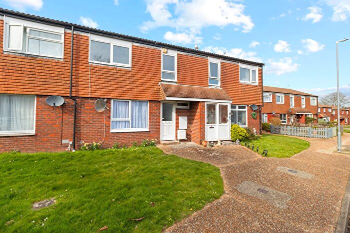 3 Bedroom Terraced House For Sale In Croxden Way, Eastbourne, BN22
