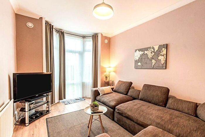 3 Bedroom Terraced House To Rent In Manners Road, Southsea, Portsmouth, PO4